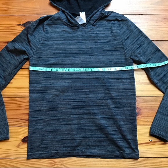 Fabletics Dark Heather Gray Atheltic Hoodie, NWOT, XL - Picture 4 of 12